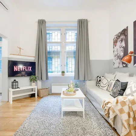 - 2 Min To Newyork Cafe Appartement Boedapest