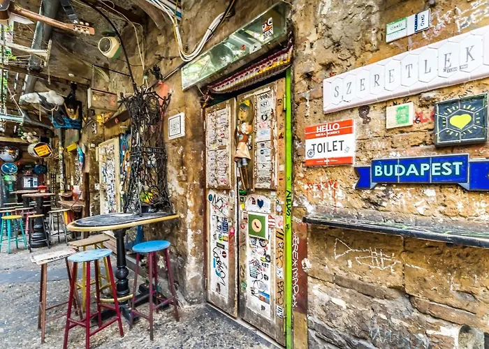 - 2 Min To Newyork Cafe Lejlighed Budapest