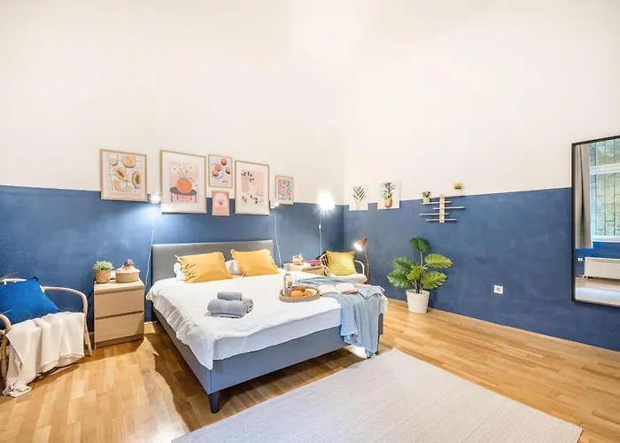 - 2 Min To Newyork Cafe Apartman Budapest