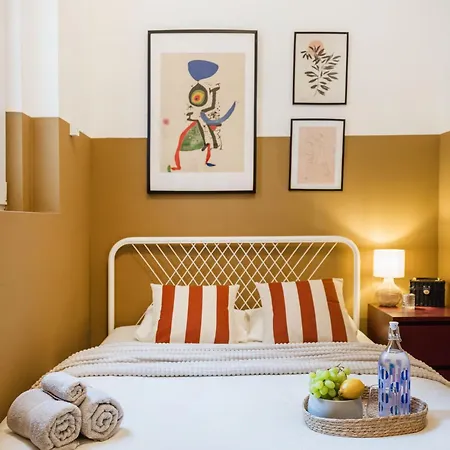 - 2 Min To Newyork Cafe Apartament