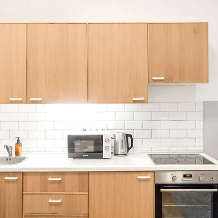 Apartament - 2 Min To Newyork Cafe *